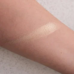 Aura del Sol Iluminador em Creme