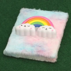 Caderno de Peluche Arco-Íris