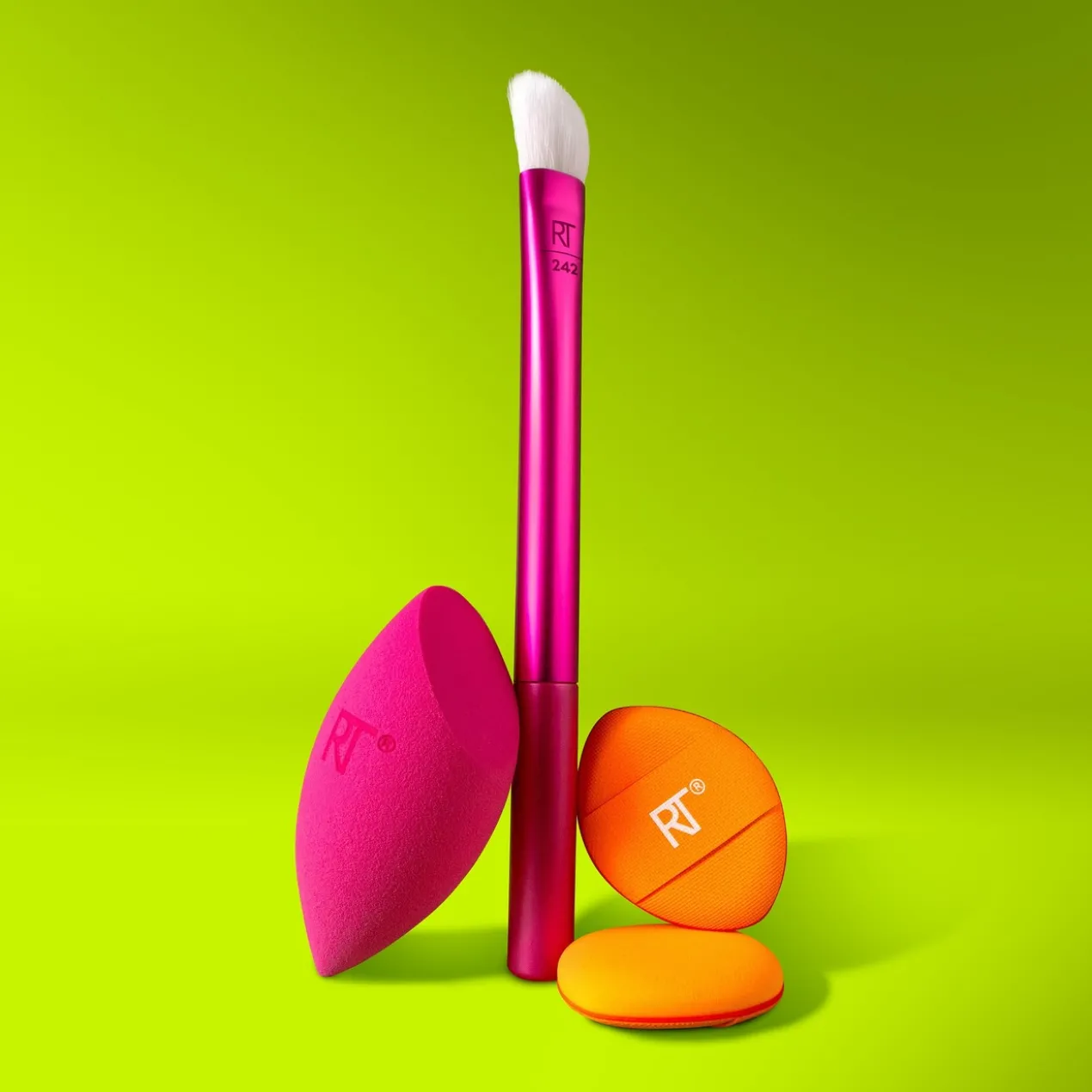 Conjunto Vivid Escape Bright Eyes Corretor + Pincel + Esponja + Mini Puffs