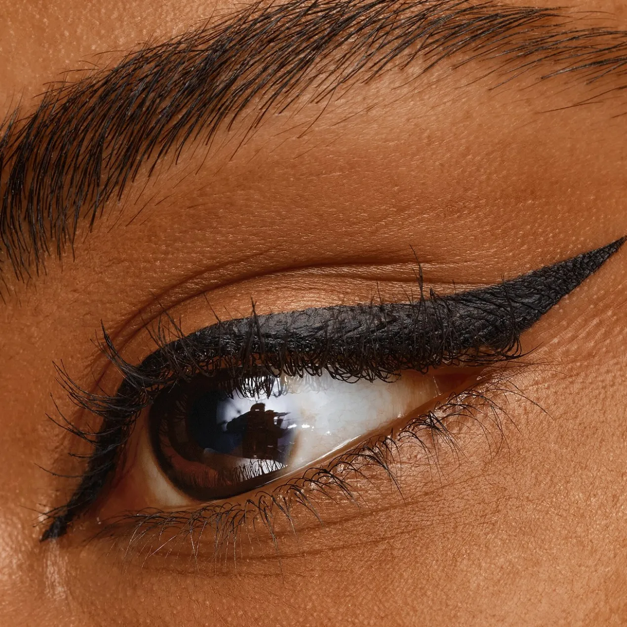 Delineador de Olhos 24h
