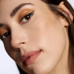 Delineador de Olhos 24h Waterproof