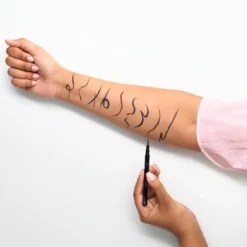 Eyeliner Caneta Fina