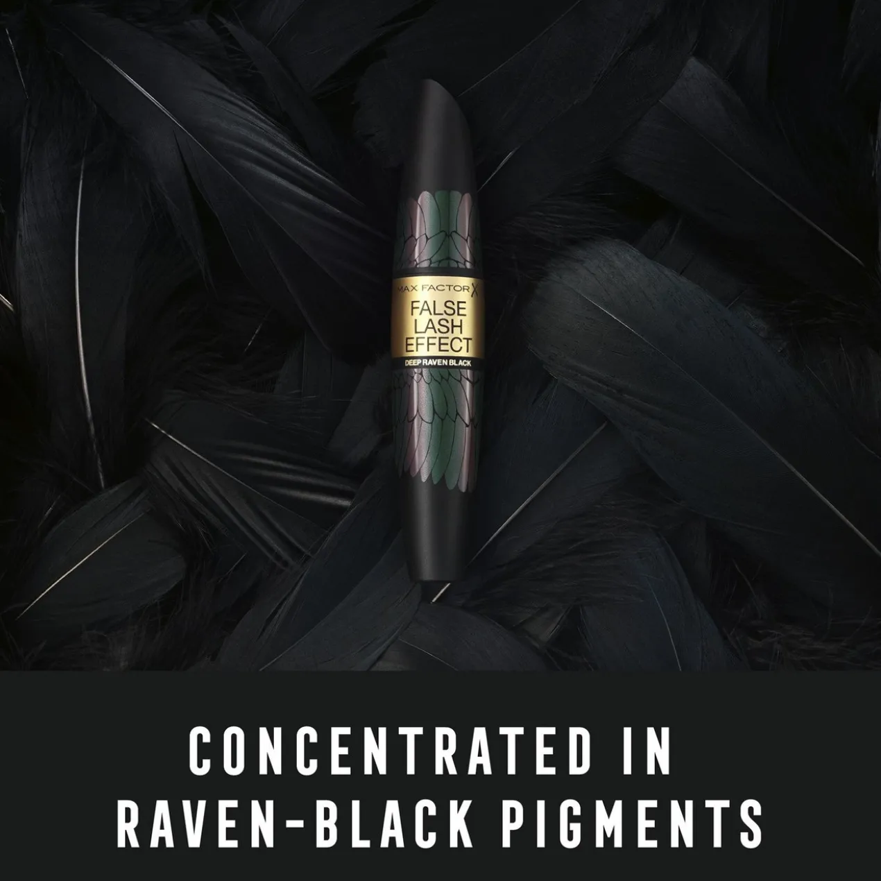 False Lash Effect Máscara Deep Raven Black