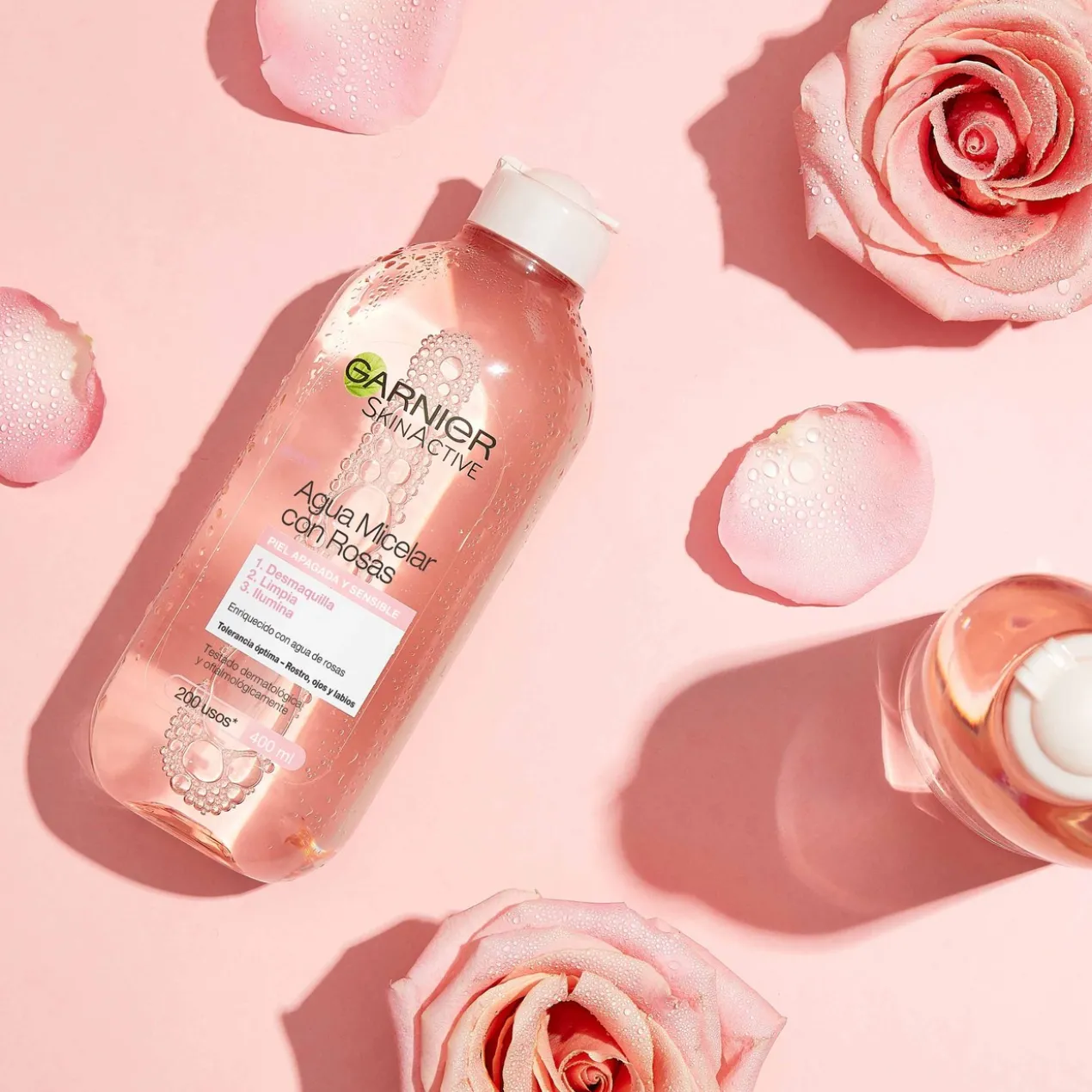 Água Micelar com Rosas Limpa e Ilumina
