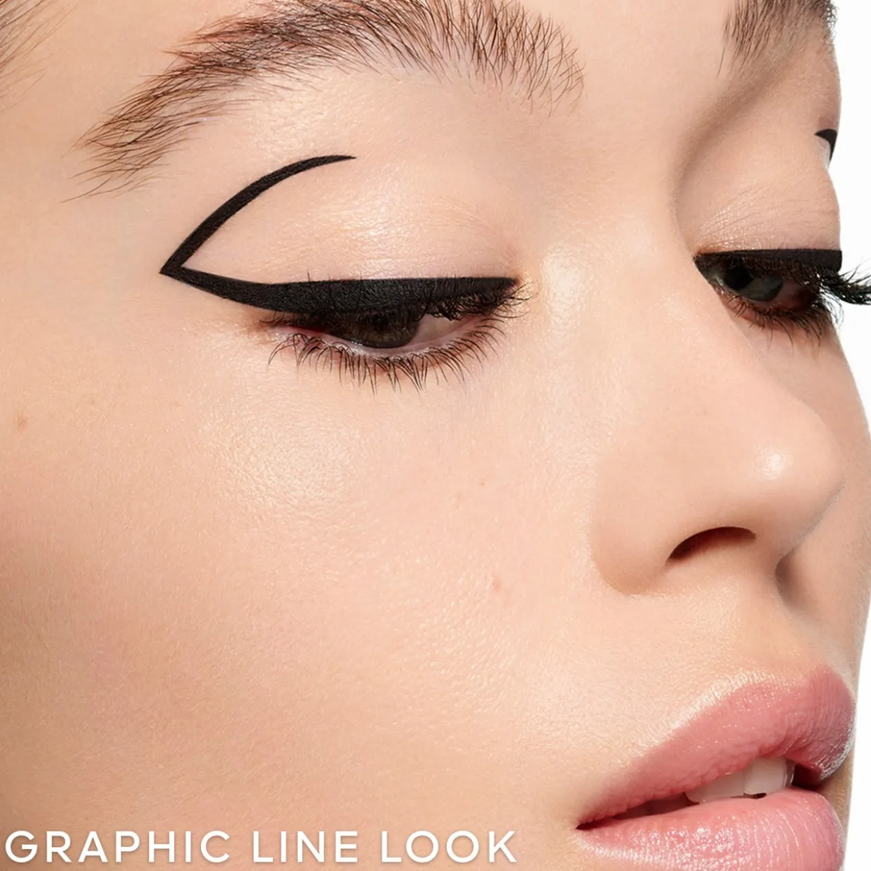 Noir G 24H Graphique Liner Delineador