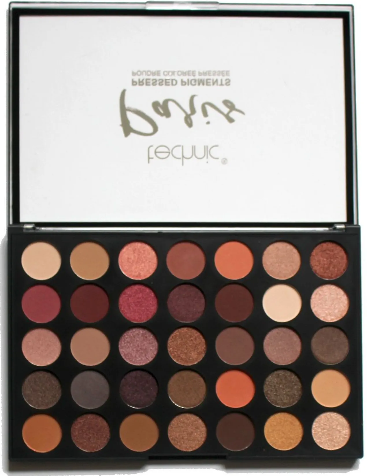 Paleta de Sombras Paris Pressed Pigment Palette