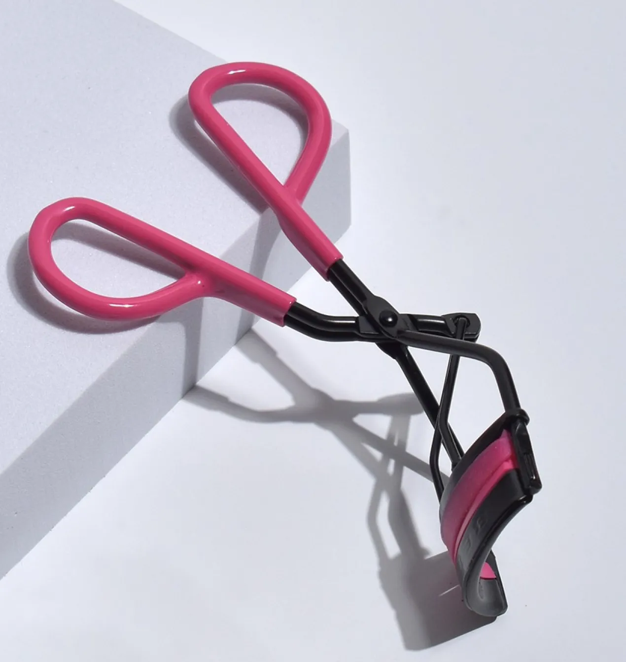 Revirador de Pestanas Triple Curl