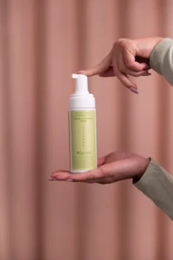 Rich & Comfy Regeneration Espuma Facial Limpadora Avocado