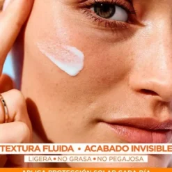 Super UV Vitamina C Creme Facial Antimanchas SPF50+