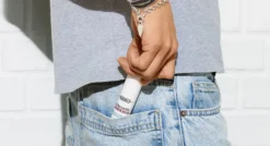 Ultra Facial Barrier Balm em Stick Hidratante